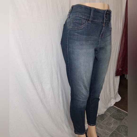 Torrid Denim Women's High Rise Legging Denim Pant Dark Blue Jeans Size 12.S - Picture 16 of 16